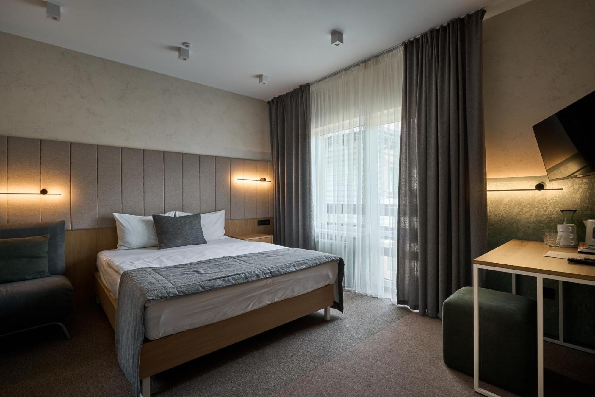 בוקובל Hotel Vedmezhyi Dvir מראה חיצוני תמונה
